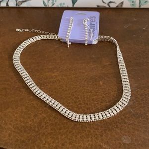 Necklace and earring set